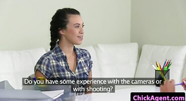 sarajyukujyo sex Một kẻ lừa đảo ukraine quyến rũ một người bạn sex trên xe và liếm tinh trùng.